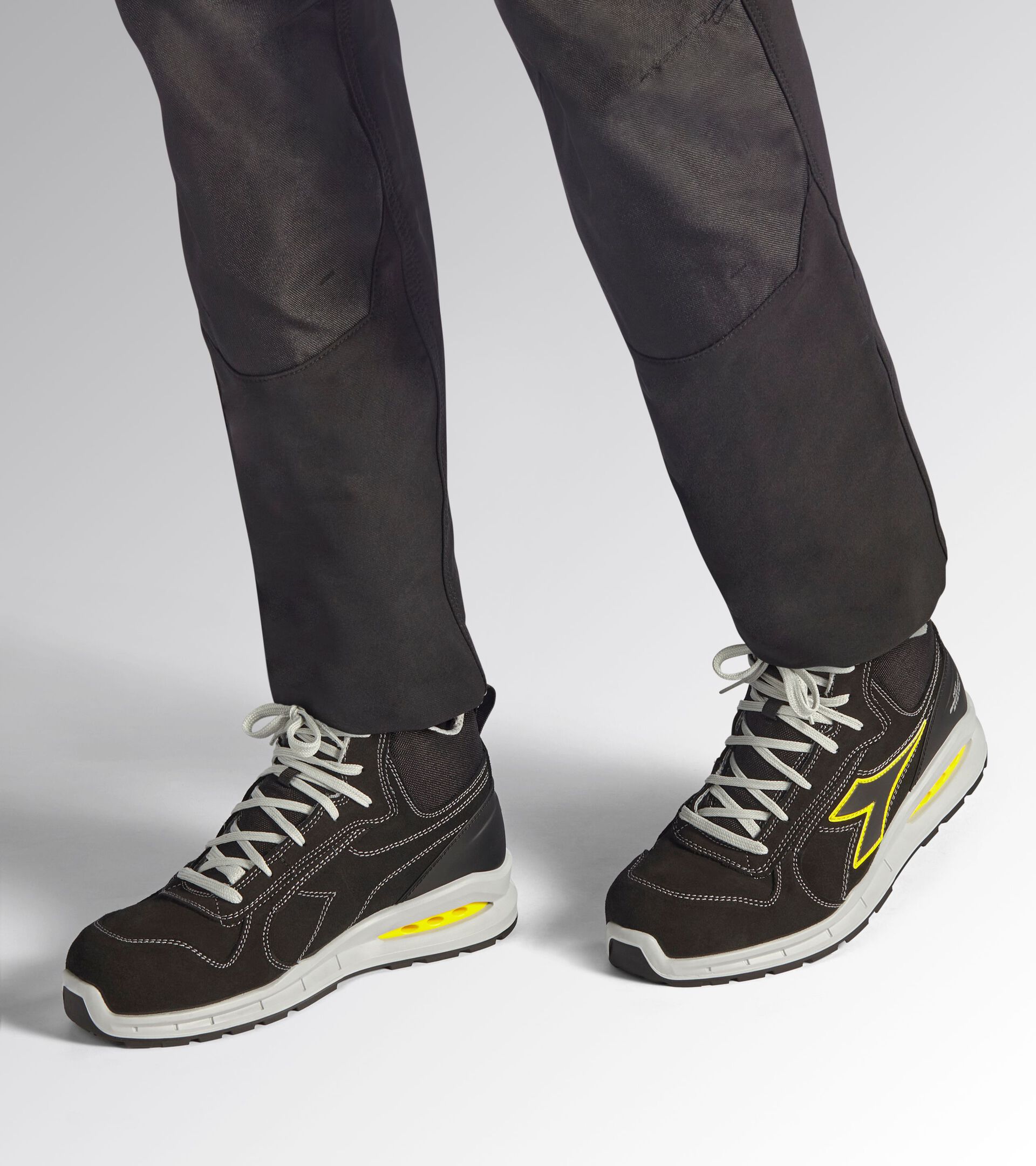 High safety shoe RUN NET AIRBOX MID S3S FO SR BLACK/BLACK - Utility