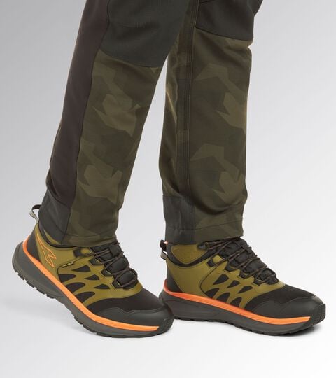 Water-repellent mid-top work shoes FREEDOM MID O6 BLACK/GREEN OLIVE - Utility
