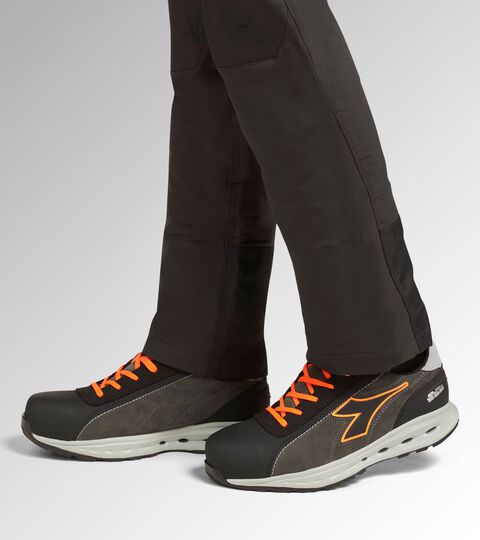 Niedriger Sicherheitsschuh S3S GLOVE A.BOX LOW PRO S3S ASPHALT/FLUORESZIEREND ORANGE - Utility