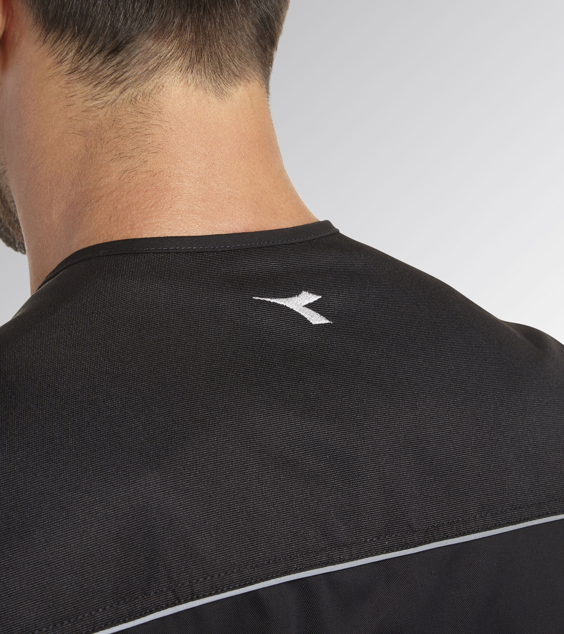 VEST MOVER, BLACK, hi-res