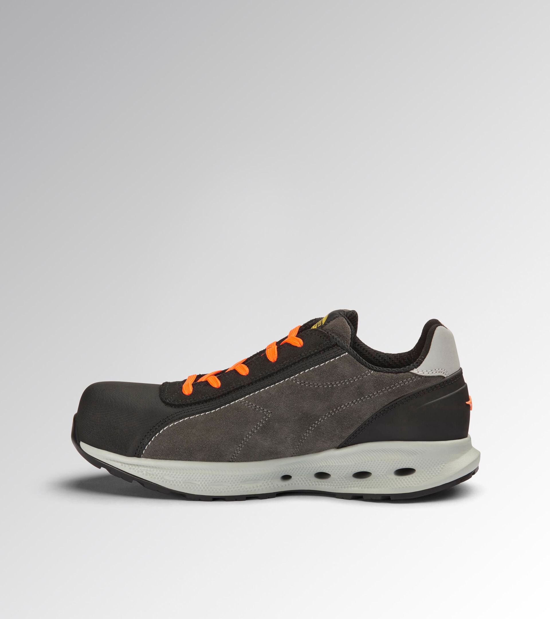 Chaussures de s&eacute;curit&eacute; basses S3S GLOVE A.BOX LOW PRO S3S GRIS ASPHALTE/ORANGE FLUO - Utility