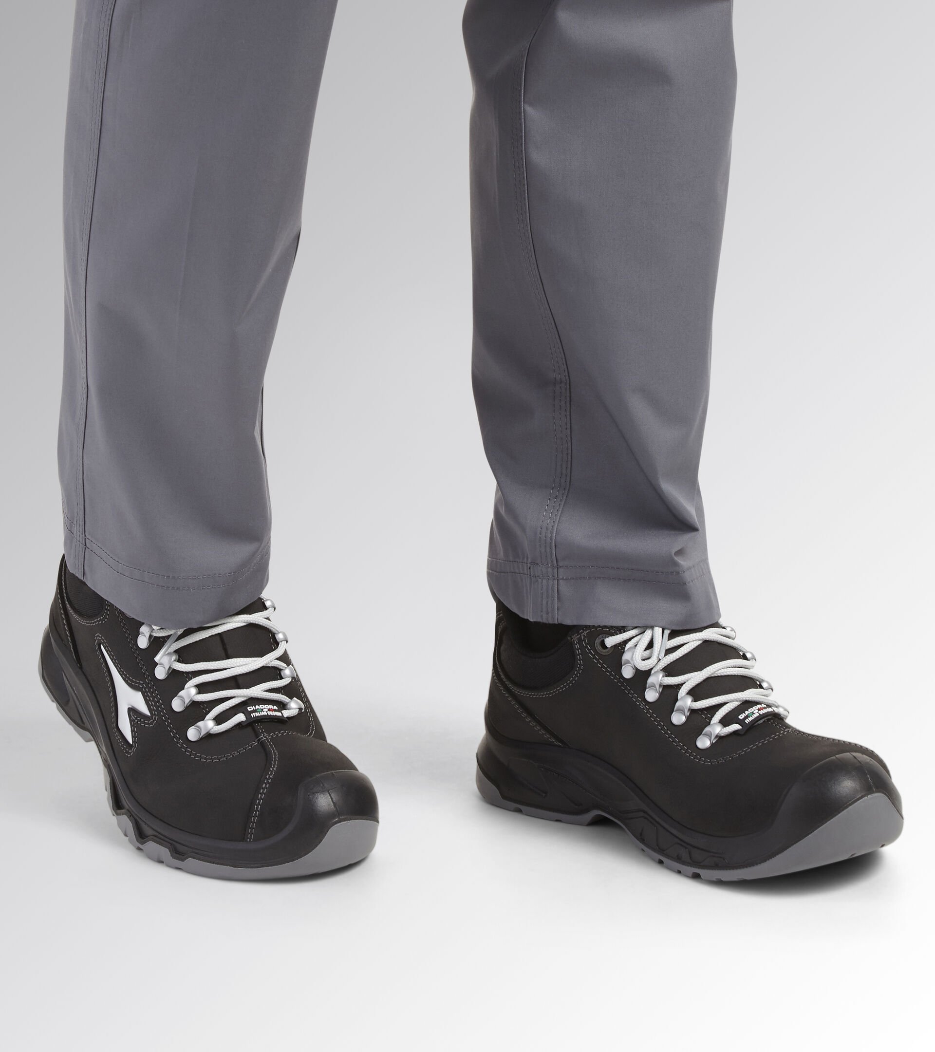 Low safety shoe DIABLO WINTHERM LOW S3 CI SRC BLACK - Utility