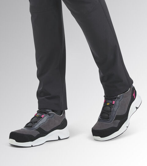 Low safety shoe - Women ATHENA LOW S3L FO SR ESD NINE IRON/RASPBERRY - Utility