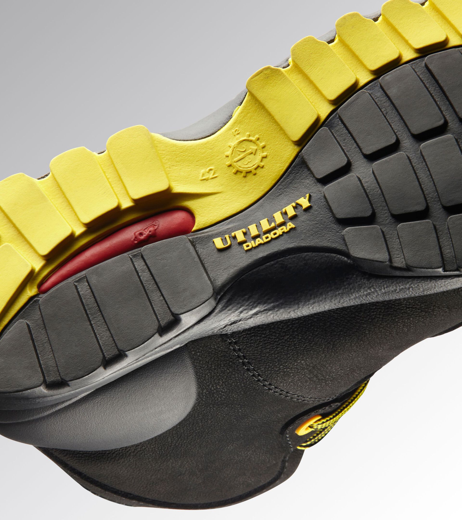 High safety shoe BEAT DA2 MID S3S FO HRO SR BLACK - Utility