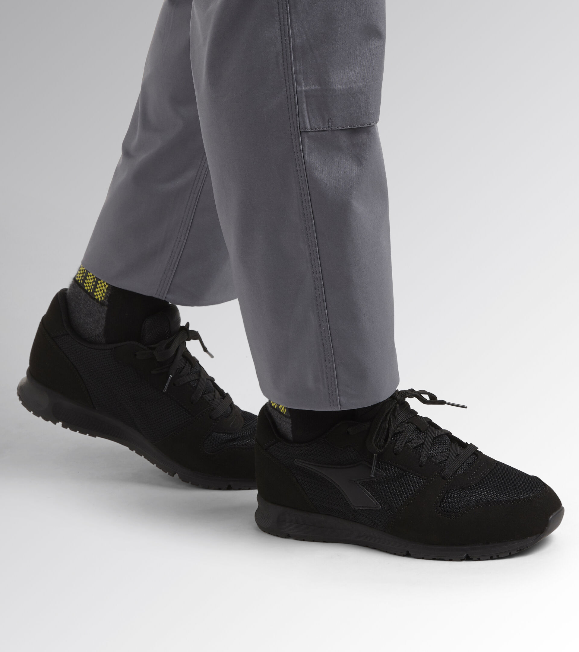 Low safety shoe CREW MICROMESH OB SRC BLACK - Utility