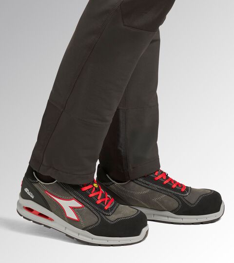 Low-top S3S safety shoes RUN A.BOX LOW S3S FO SR ESD ASPHALT/SILVER/RED - Utility