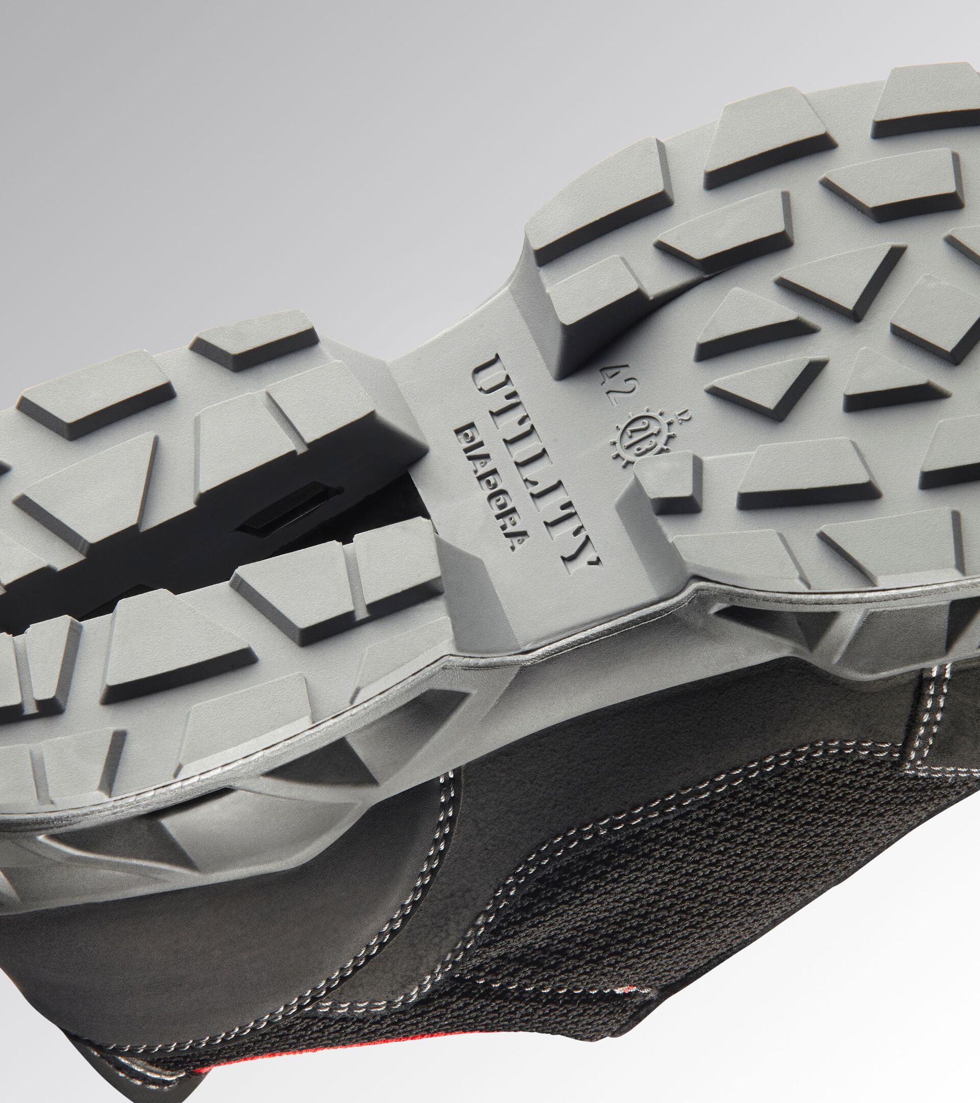 Low safety shoe - Diadora Utility x Ducati Corse SHARK ENGINE LOW S1PS FO SR ESD BLACK/RED - Utility