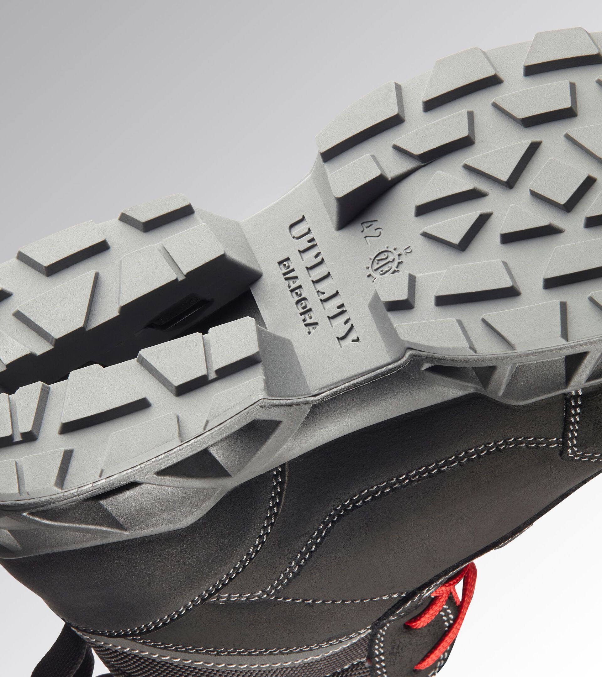 High safety shoe - Diadora Utility x Ducati Corse SHARK ENGINE MID S3S FO SR ESD BLACK/RED - Utility