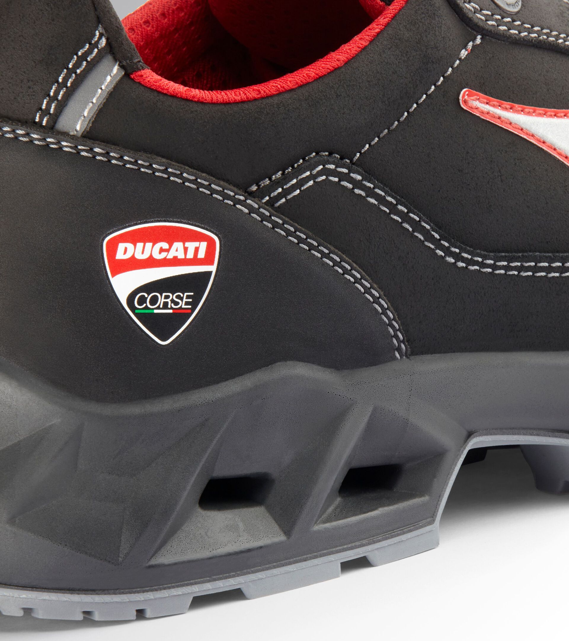 Low safety shoe - Diadora Utility x Ducati Corse SHARK ENGINE LOW S3S FO SR ESD BLACK/RED - Utility