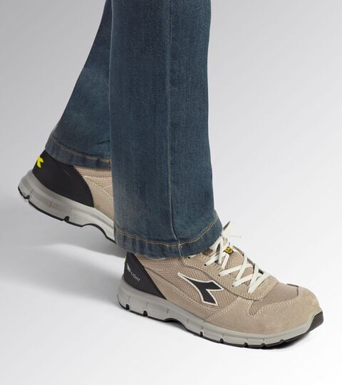 Low safety shoe RUN TEXT LOW S1PS FO SR ESD SAND/SAND - Utility