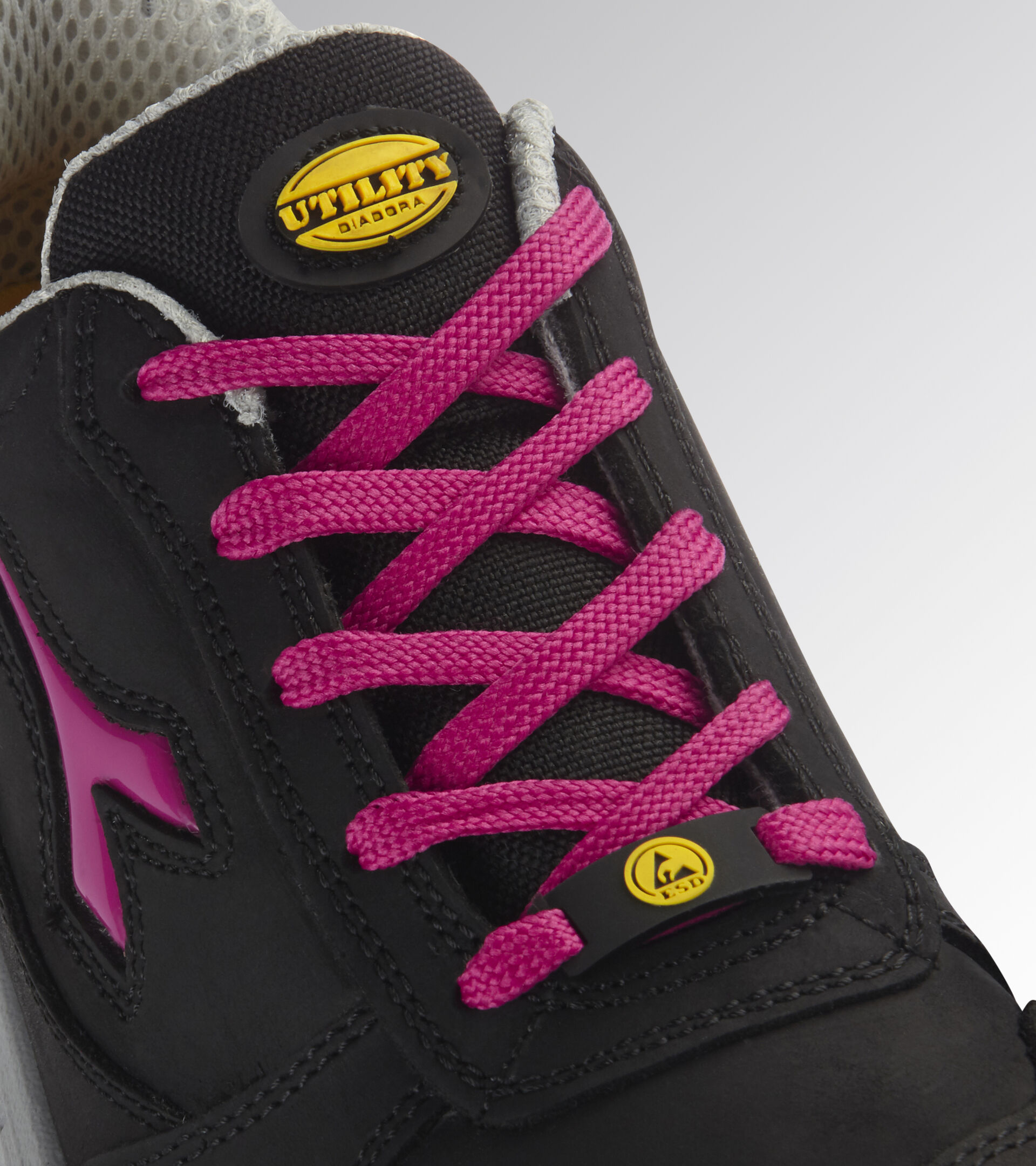 Low safety shoe RUN LOW S3 SRC ESD BLACK/FUCSIA RED - Utility
