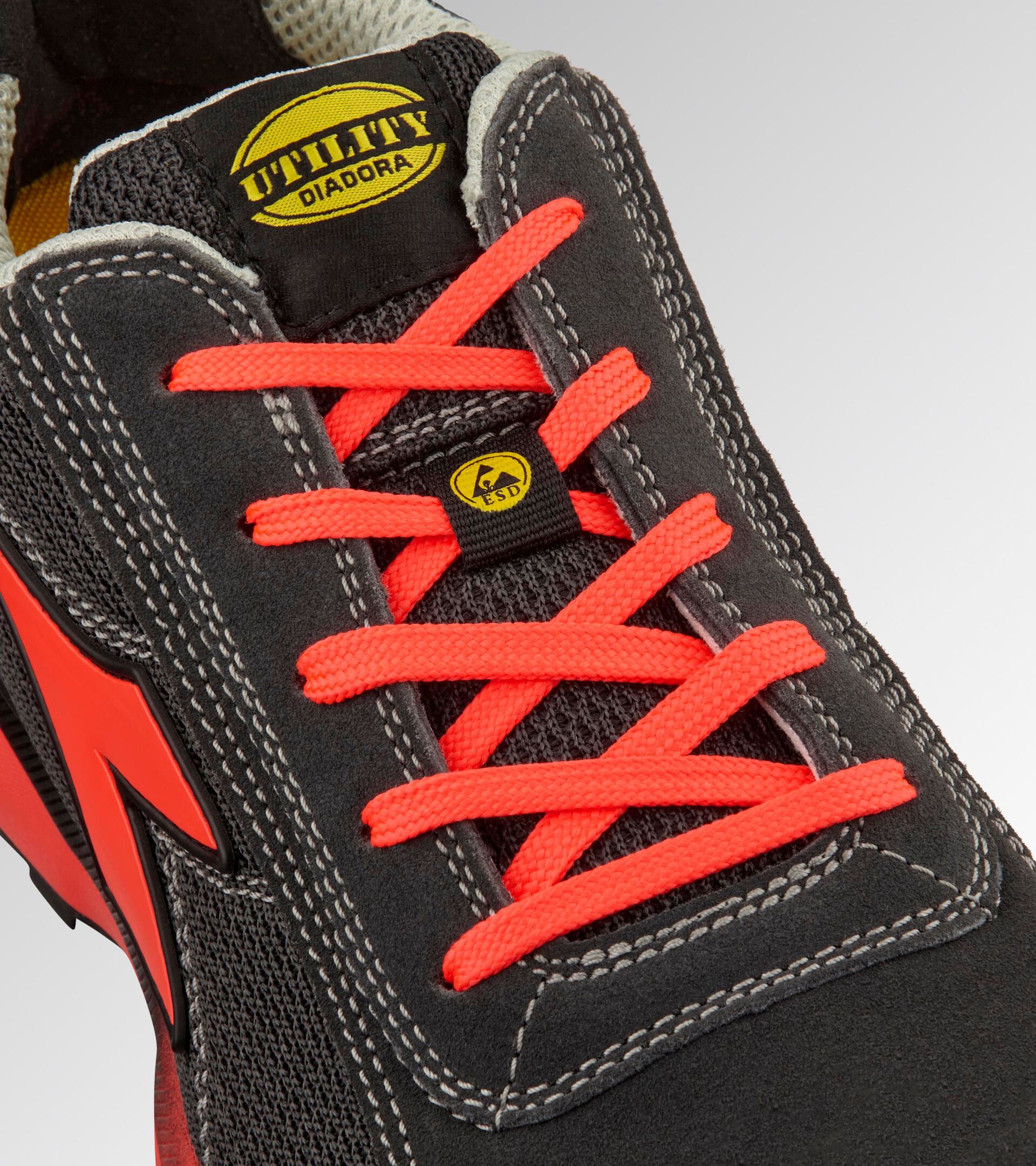 Low-top S1PS safety shoes GLOVE HYPER LOW S1PS FO HRO SR ESD STEEL GRAY - Utility