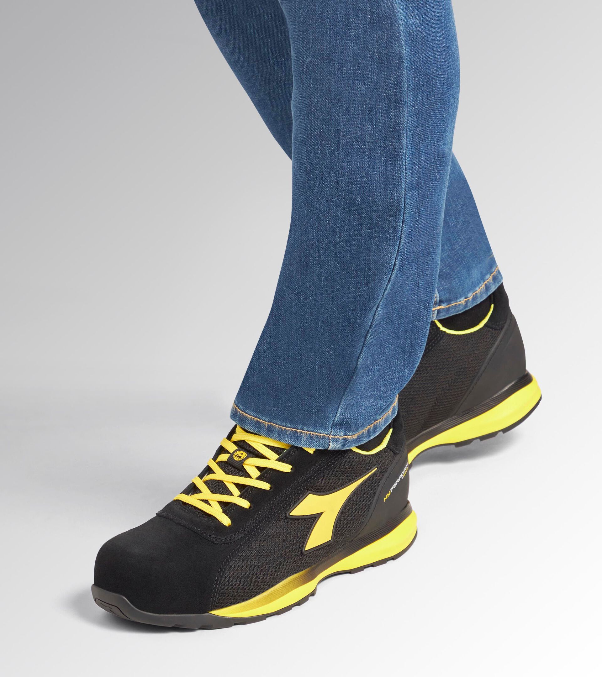 Calzado bajo de seguridad S1PS GLOVE HYPER LOW S1PS FO HRO SR ESD NEGRO - Utility