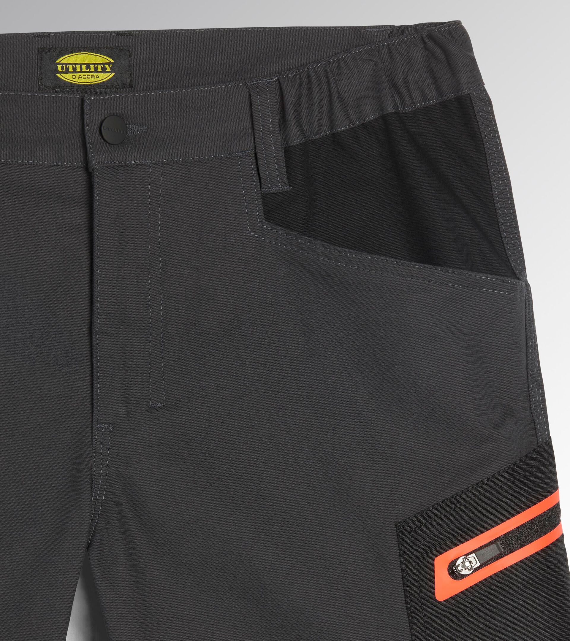 Stretch cotton canvas shorts BERMUDA STRETCH 2.0 BLACK PHANTOM - Utility