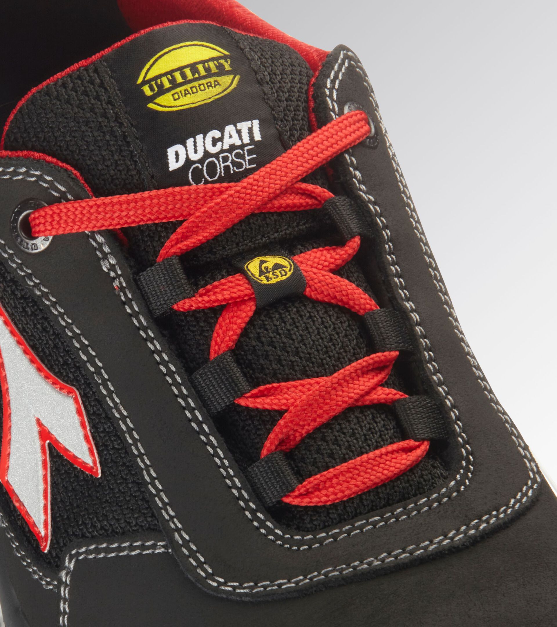 Low safety shoe - Diadora Utility x Ducati Corse SHARK ENGINE LOW S1PS FO SR ESD BLACK/RED - Utility