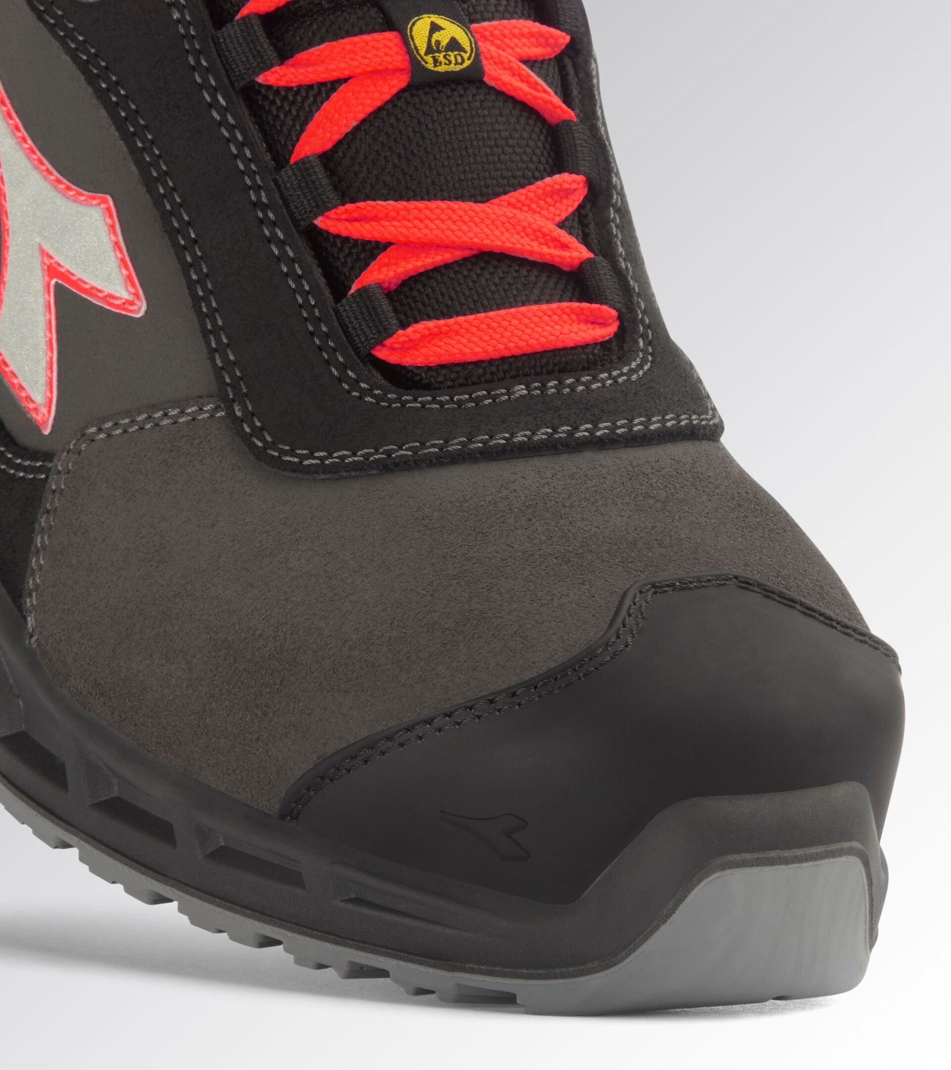 SHARK STAB IMP LEAT LOW S3 SRC ESD, BLACK/RED FLUO, hi-res