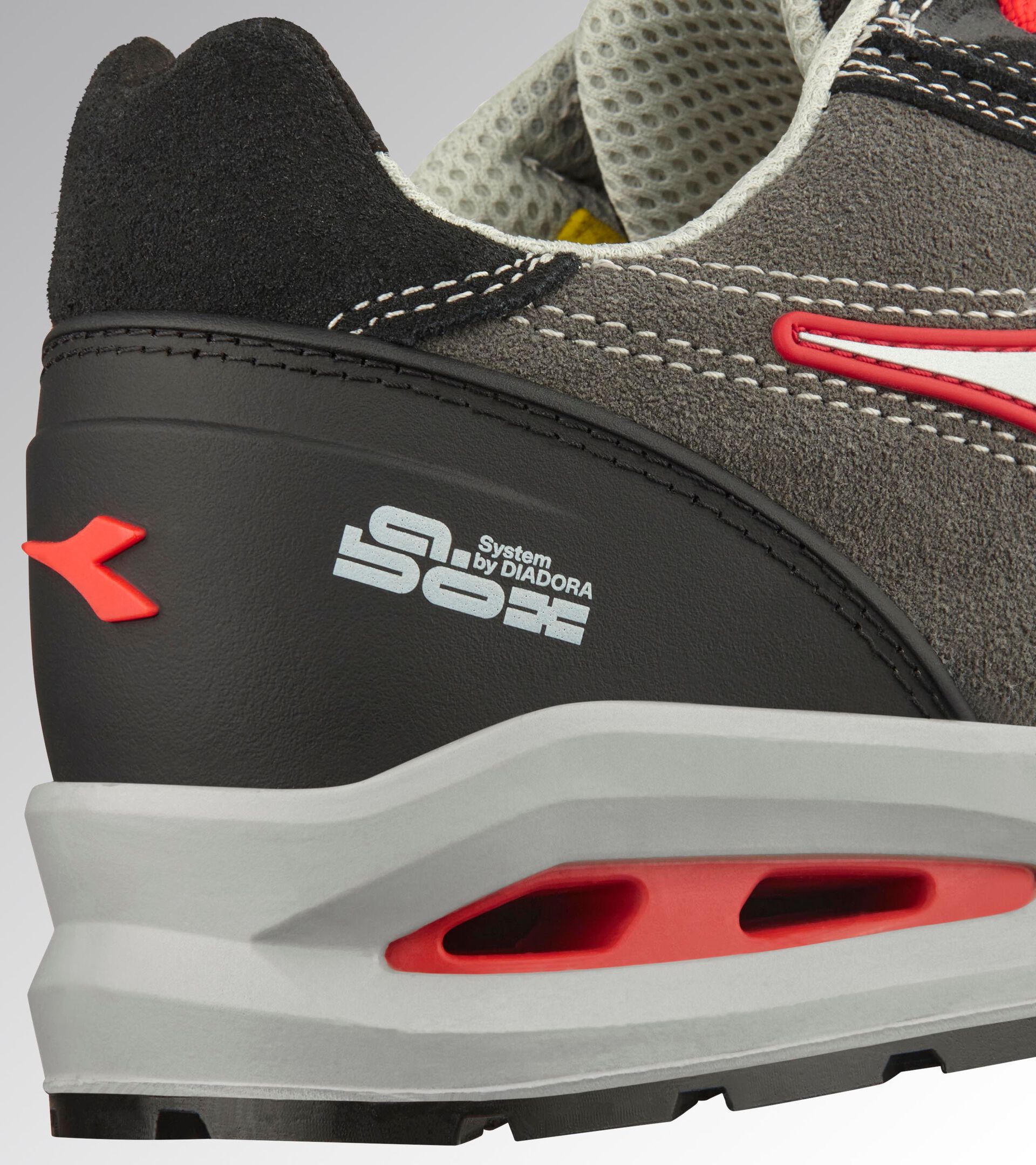 Low-top S3S safety shoes RUN A.BOX LOW S3S FO SR ESD ASPHALT/SILVER/RED - Utility