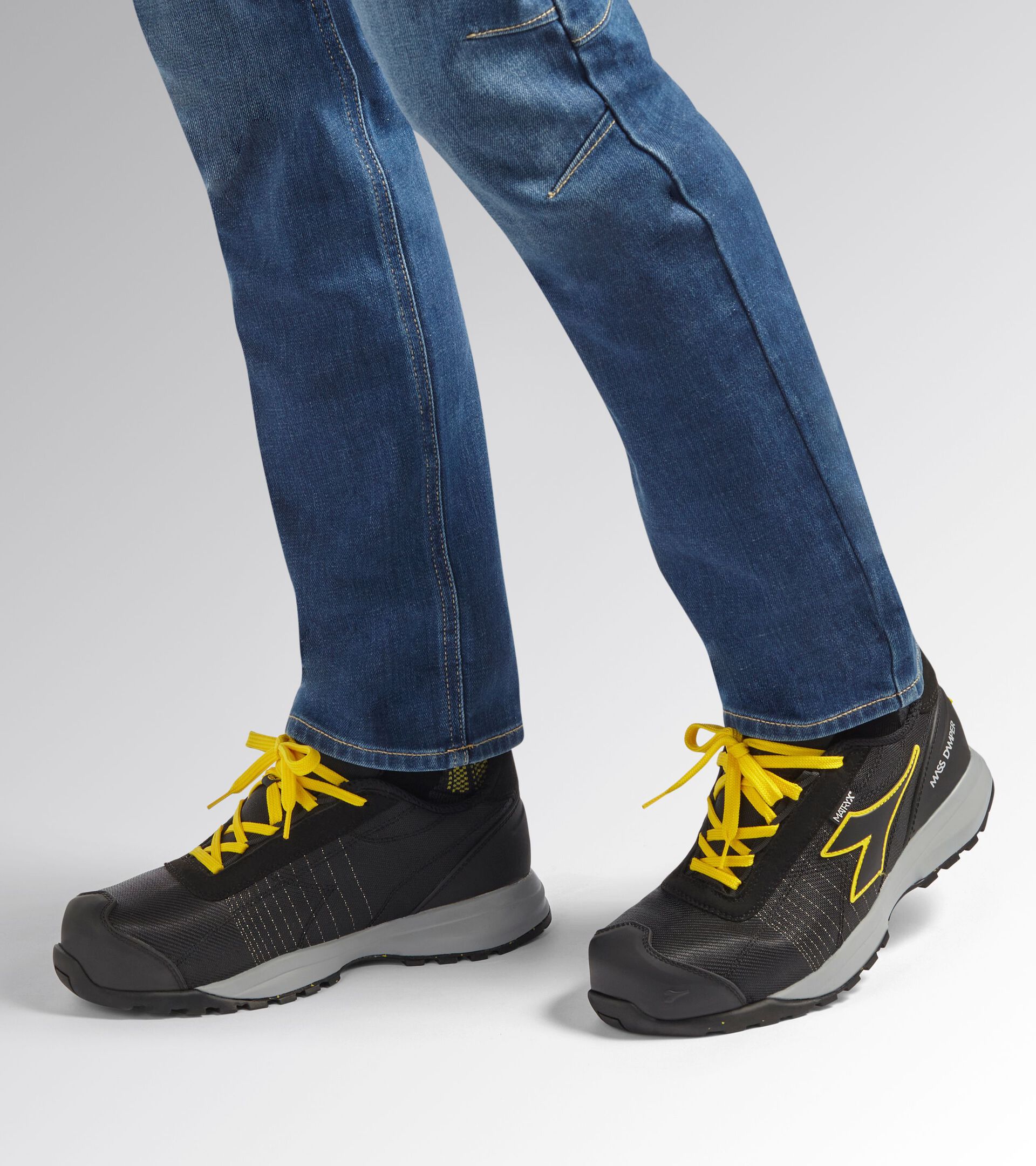 Low safety shoe GLOVE MDS MTX LOW S3S FO HRO SR SC ESD BLACK/BLACK - Utility
