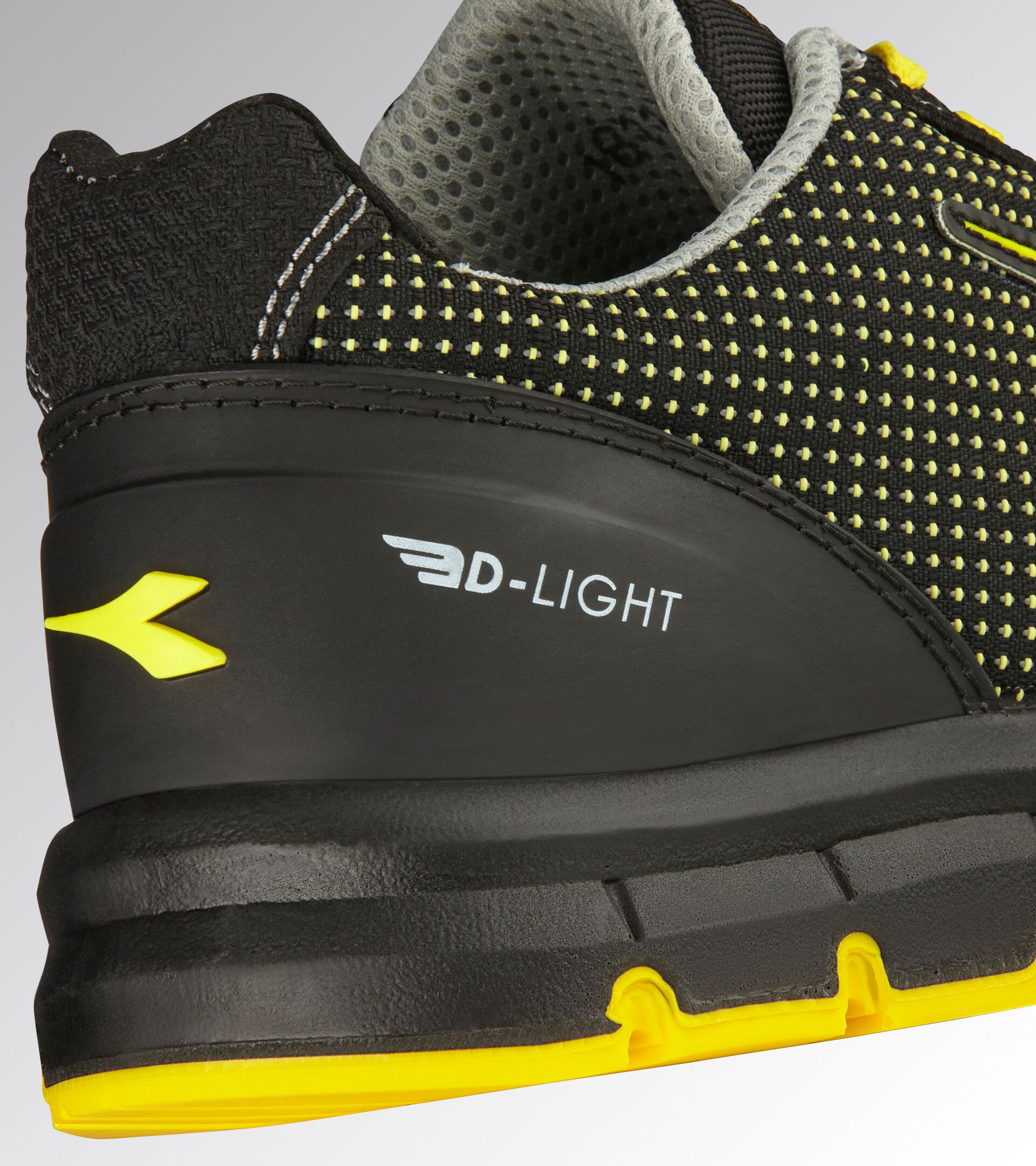 Low safety shoe RUN ATOM LOW S3S FO SR ESD BLACK /YELLOW CROMS - Utility