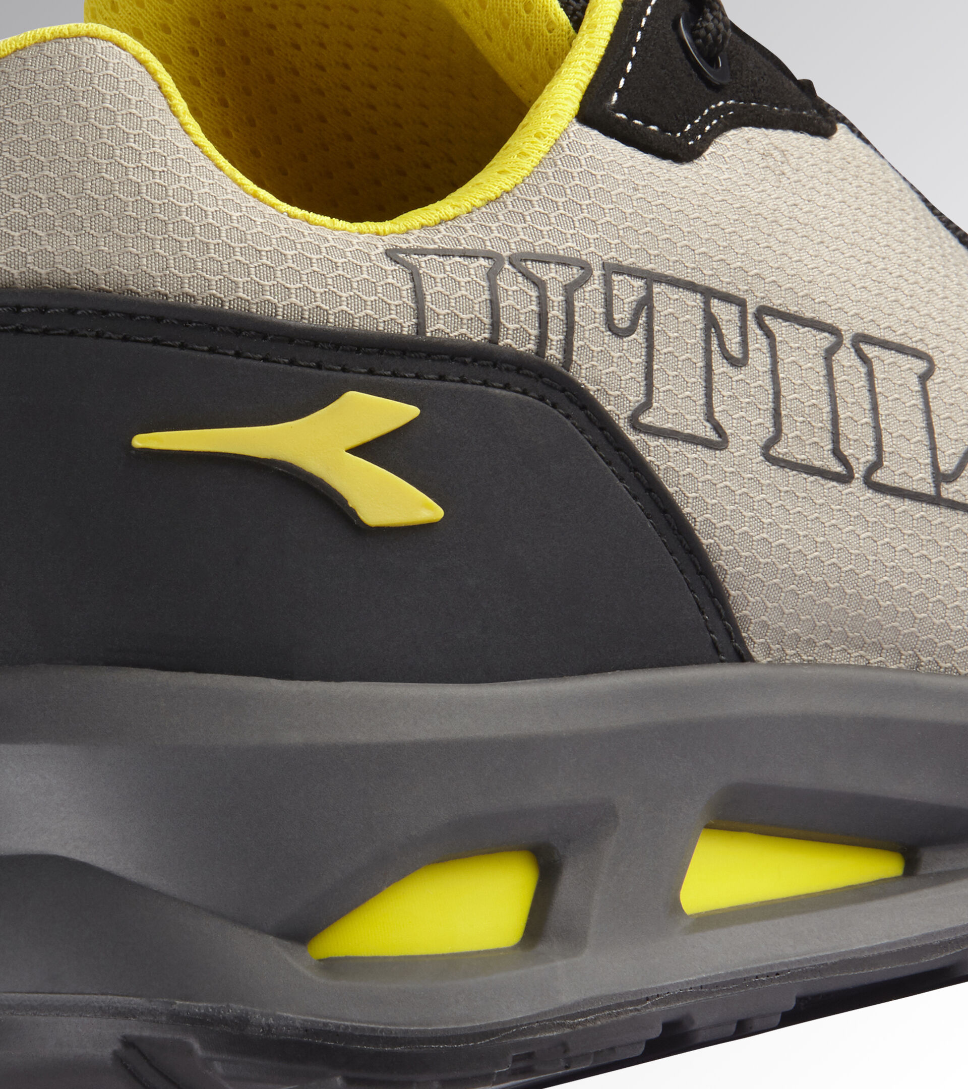 Nike utility gialle Clearance