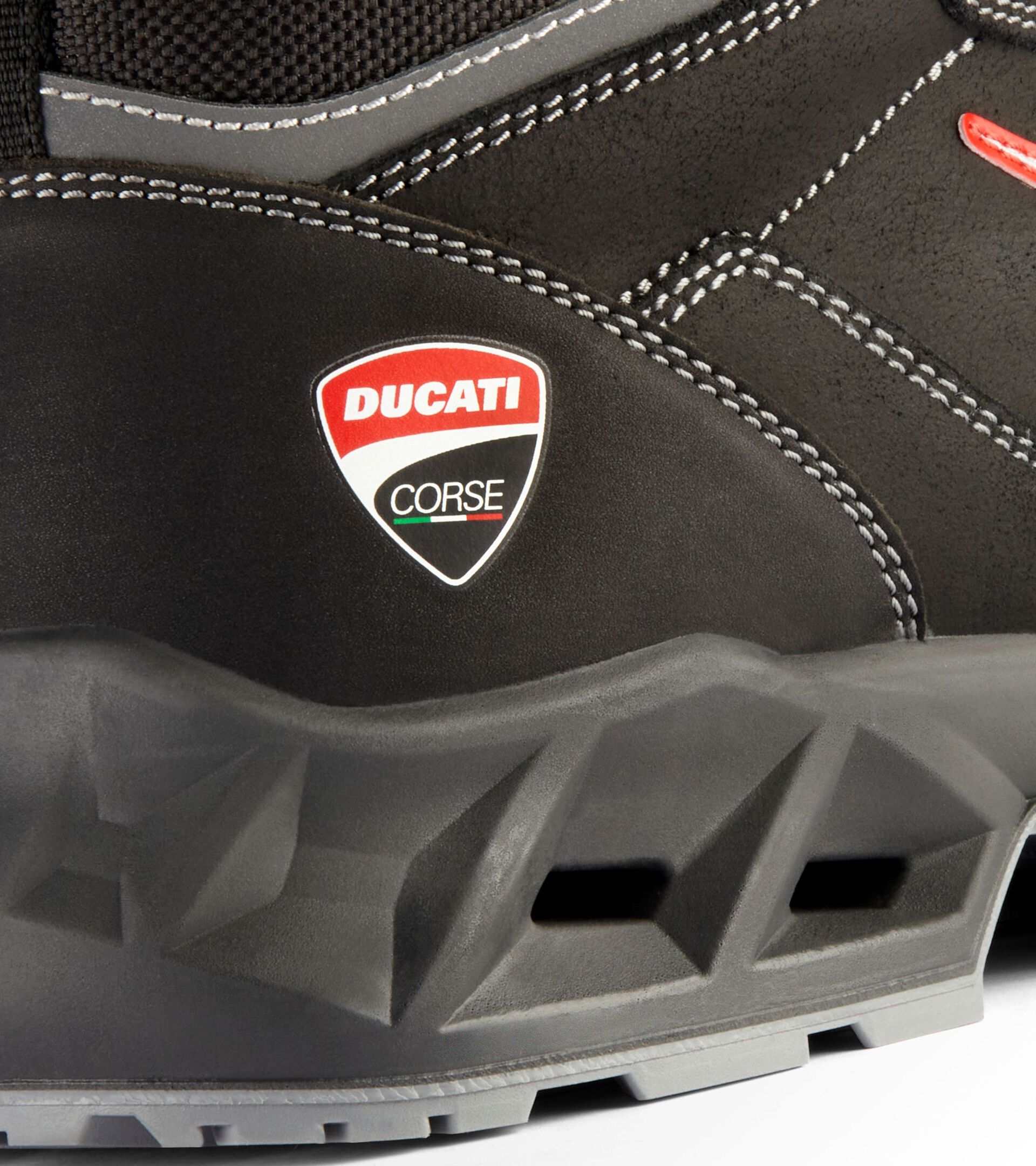 High safety shoe - Diadora Utility x Ducati Corse SHARK ENGINE MID S3S FO SR ESD BLACK/RED - Utility