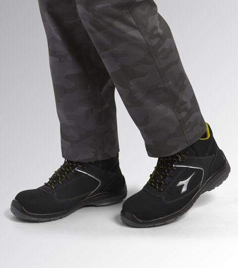 BLITZ MID S3 SRC, NOIR Chaussure de securité montantes BLITZ MID S3 SRC NOIR - Utility