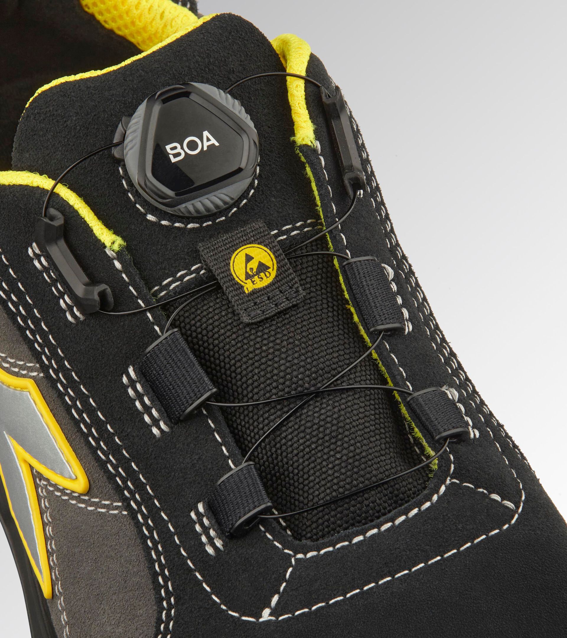 Calzado bajo de seguridad con BOA&reg; Fit System RUN A.BOX MASTER BOA LOW S3S FO SR SC ESD NEGRO/GRIS ASFALTO - Utility