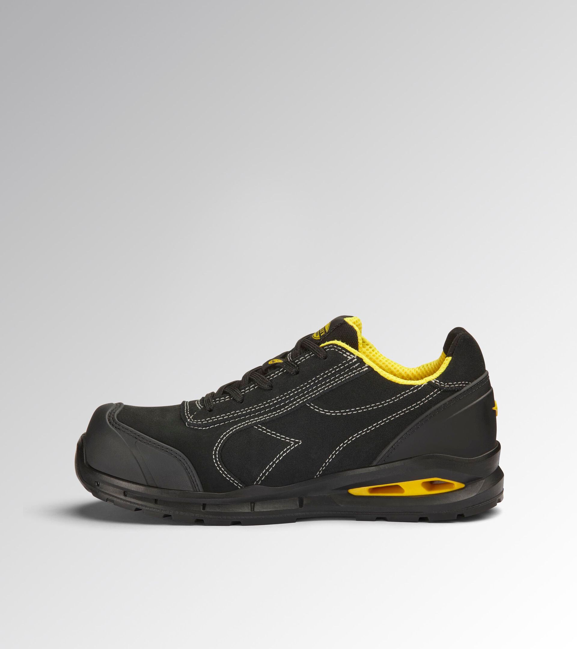 Low-top S3S safety shoes RUN A.BOX MASTER LOW S3S FO SR SC ESD BLACK/BLACK - Utility